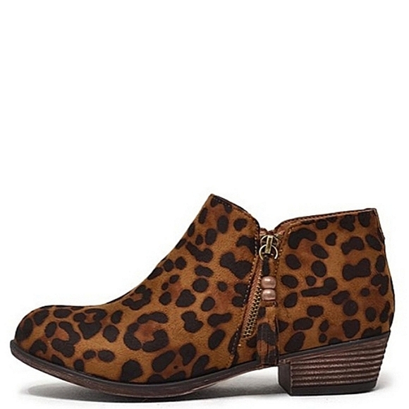 Mata Leopard Ankle Booties - Picture 3 of 11